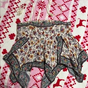 American Eagle Outfitters Floral Camisole in Cream and Green